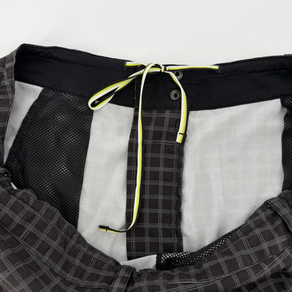 Smartwool Performance Shorts Mens XL Black Grid Plaid Merino Lining Hiking Swim
